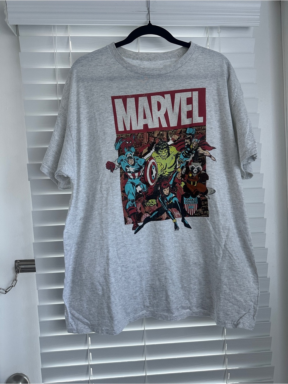 Marvel Graphic Crewneck T-Shirt - Light Gray